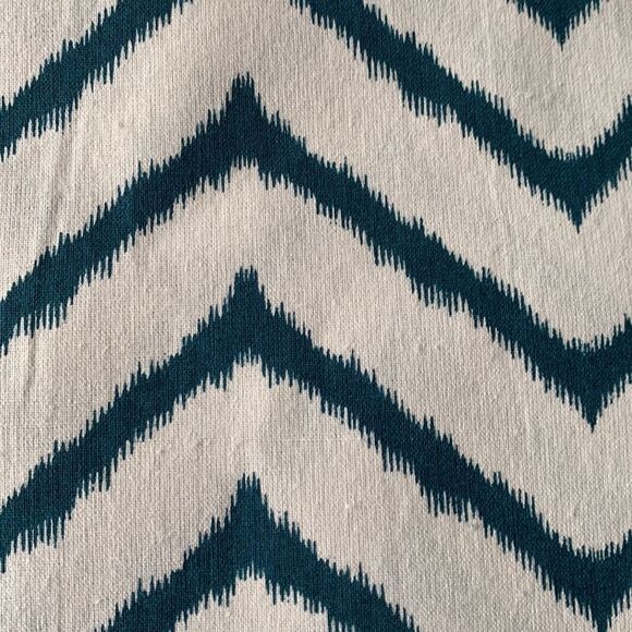 New Bundle of 12 Napkins & 12 Placemats - Chevron Ikat Rustic Farmhouse Style - Picture 9 of 12